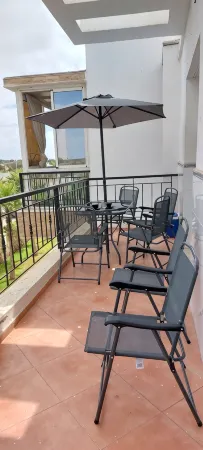 Bel Appartement Avec Piscines, Proche Plages Отели в г. Бен-Слиман