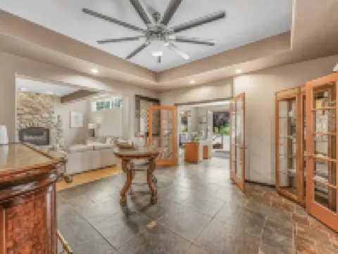 Camano Island Inn Hotels in Camano