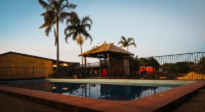 Royal Motel Rockhampton Hotels in Allenstown