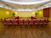 Best Western Ai Cavalieri Hotel Hotels near La Zisa