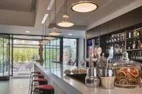Hôtel Restaurant Athena Spa