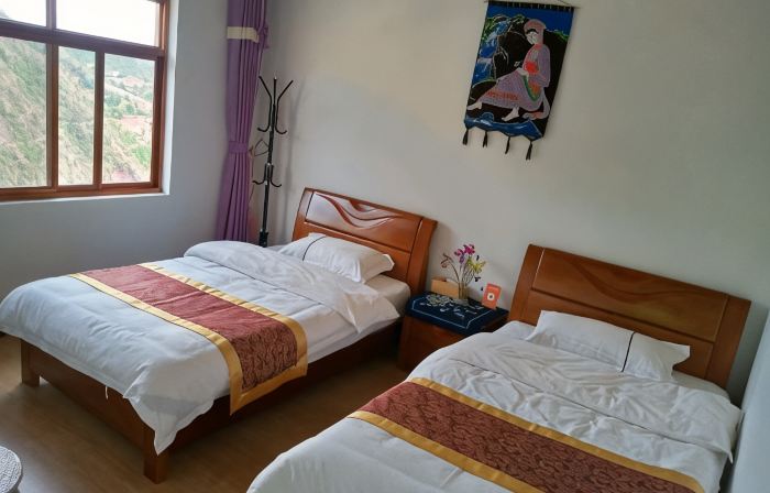 Nuodeng Ling'erling Hostel