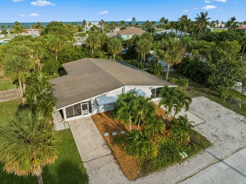 Mango Tree by the Sea, Hutchinson Island - Bungalow B!