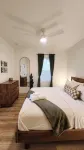 Cozy 1BR Tiny Home near Downtown & NB Rivers