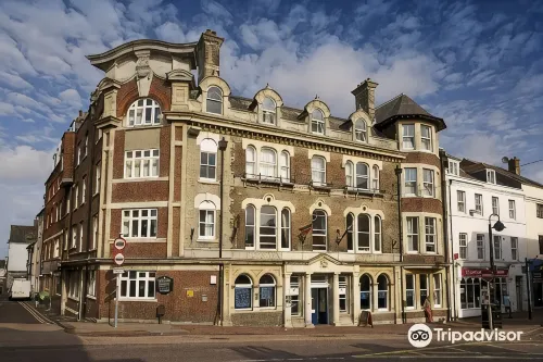 The Crown Hotel