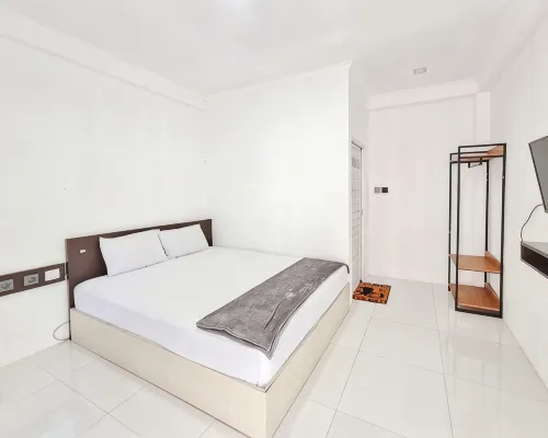 Niti Stay Syariah near Stasiun Wates RedPartner Hotels in Wates