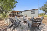 Hye Life in the Hill Country!