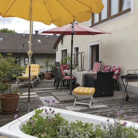 Vacation feeling in cozy FEWO Sophie with large south-facing terrace