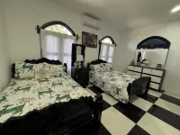 4-bedroom house in brilliant La Hachadura with WiFi, AC Hotels in 