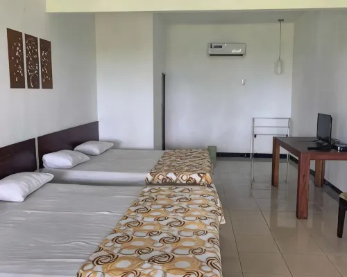 Pondok Nuansa Hotel a Ciracap