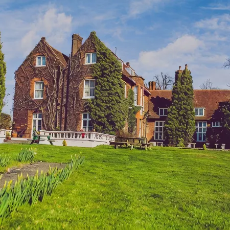 voco LETCHWORTH HALL by IHG