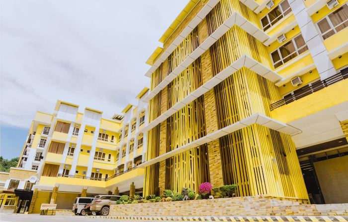 Luxebridge Hotel