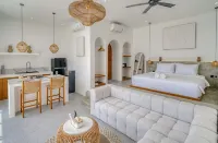 Avasa Brand New 1BR in Canggu  - A Luxury Private Villa By Balinest Villas -  Ferienhäuser