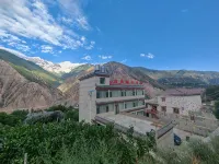 Jisandongzhu Homestay (Meili Snow Mountain Scenic Area) - Park Yeri