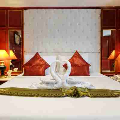 Grand Hill Resort and Spa Rooms