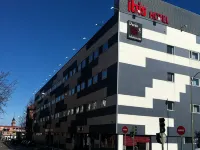 Ibis Madrid Aeropuerto Barajas Hotels near Madrid Barajas Airport