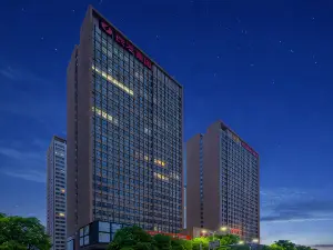 襄陽民發世際大酒店（諸葛亮廣場萬達廣場店）
