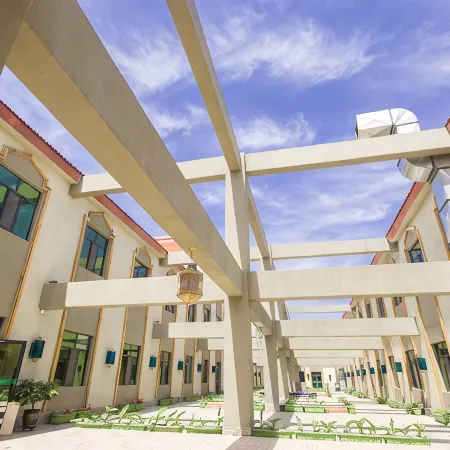 Konghe Yizhan Culture Hotel