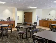 Super 8 by Wyndham Iola KS