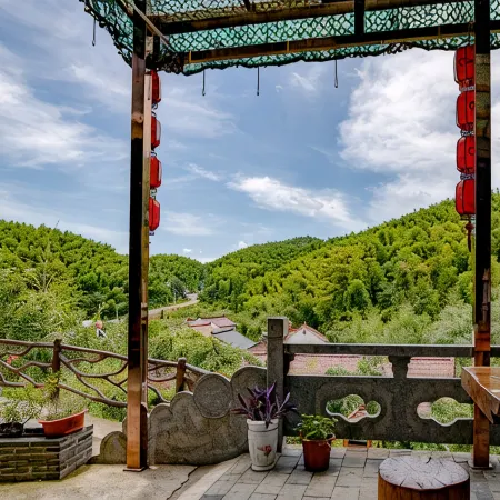 Guangde Fengxiangle Farm Stay (Jishan Bamboo Sea Scenic Area)