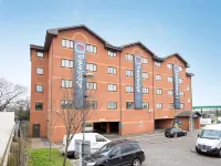 Travelodge London Park Royal イーリングのホテル