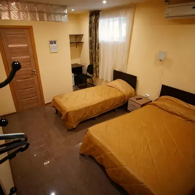 Na Kalinina Mini-Hotel โรงแรมใกล้สะพานรัสสกี้