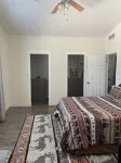 Spacious 4-bedroom house at base of Bloomington Canyon with WiFi, Portable AC