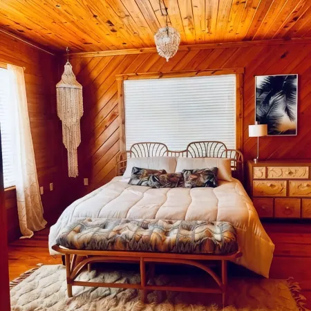 Spacious Southern Coastal Oasis on Wide Open Land—kayaks, Bikes, Corn Hole, BBQ!