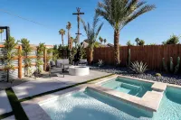 The Perfect Desert Escape - Pool - Spa - Dogs - Close to All