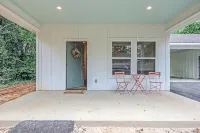 Wildwood Cottage/3 blocks from downtown Nac/King Bed/WiFi/Covered Parking - 3-Star