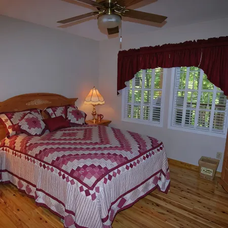 NC Cabin Creekside: Stunning Creek Views, Sleeps 7 —5 Stars