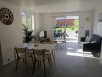 Pleasant house in the heart of a small village - บังกะโล