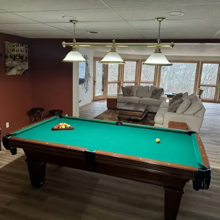 Spacious 7-bedroom house on the Lake, with AC, WiFi, in peaceful Menomonie WI