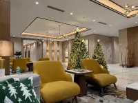 New 1BR Condo Near Venice Canal & BGC w/ Balcony - balcony