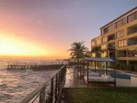 Beachfront 2-bedroom condo in St Lawrence Gap near Oistins Hotels in Dover