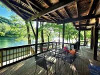 White River Lodge #1 - Stuga