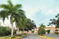 Charming 2-bedroom property, in Exclusive gated community