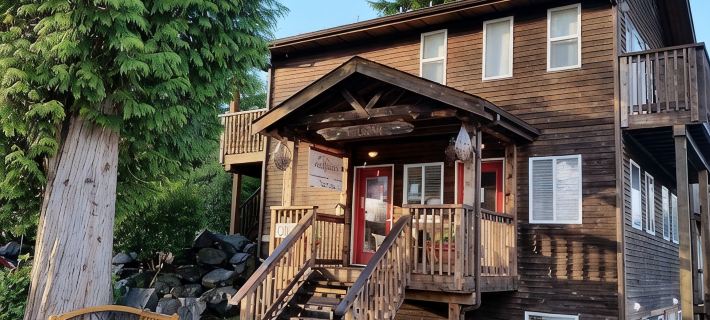 Reef Point Cottages Hotels in Ucluelet