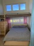 Modern family-sized chalet at private lake - 2-Star