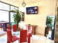 Art & Design Loft, 2 PRIVATE JACUZZIS, POOL, TERRACE AND GRILL!