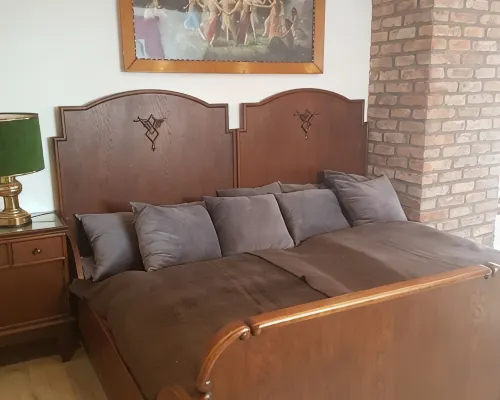Charming holiday apartment on the Lindenhof in Garz on Rügen Hotels in Garz