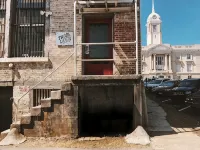 Two Lanes Guesthouse - Historic Downtown Loft Apartment 45 miles S of Nashville - 4-Star