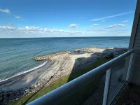 Premier 2 br/3ba Lakefront condo Sleeps 4  Also has Lakeview from Master Bedroom - piscina