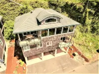 Elevator, Master Suites, Jacuzzi's -  steps to the Beach! - Wifi