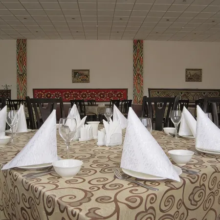 Khayatt Inn Hotel