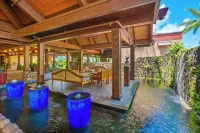 Hanalei Hideaway-Oceanfront, Mtn & Waterfall Views, Top Floor, No Stairs - Condos