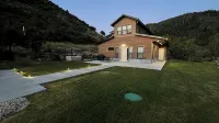 3Bd 2.5BTH, Hot Tub, Wheelchair Accessible and Mountain View’s