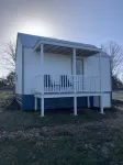 Blue Moon tiny cabin close to everything with Mountain View No Cleaning Fees
