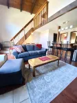 Boars Bungalow - Linderhof Golf, Pool, & More!