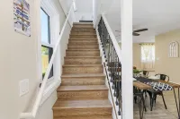 Fantastic retreat 5 mins from Village with media room, AC and sauna! - 3-Star
